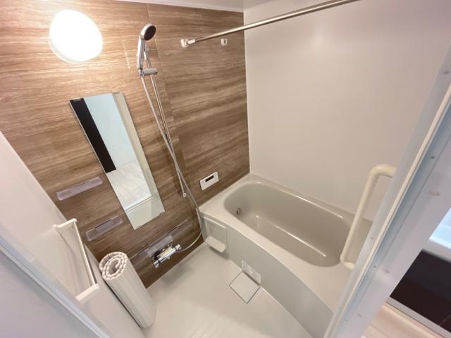 Ｍ＆Ｈ（エムアンドエイチ） バス