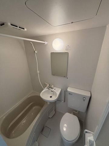 ヴァリエ後楽園１００５号室 トイレ