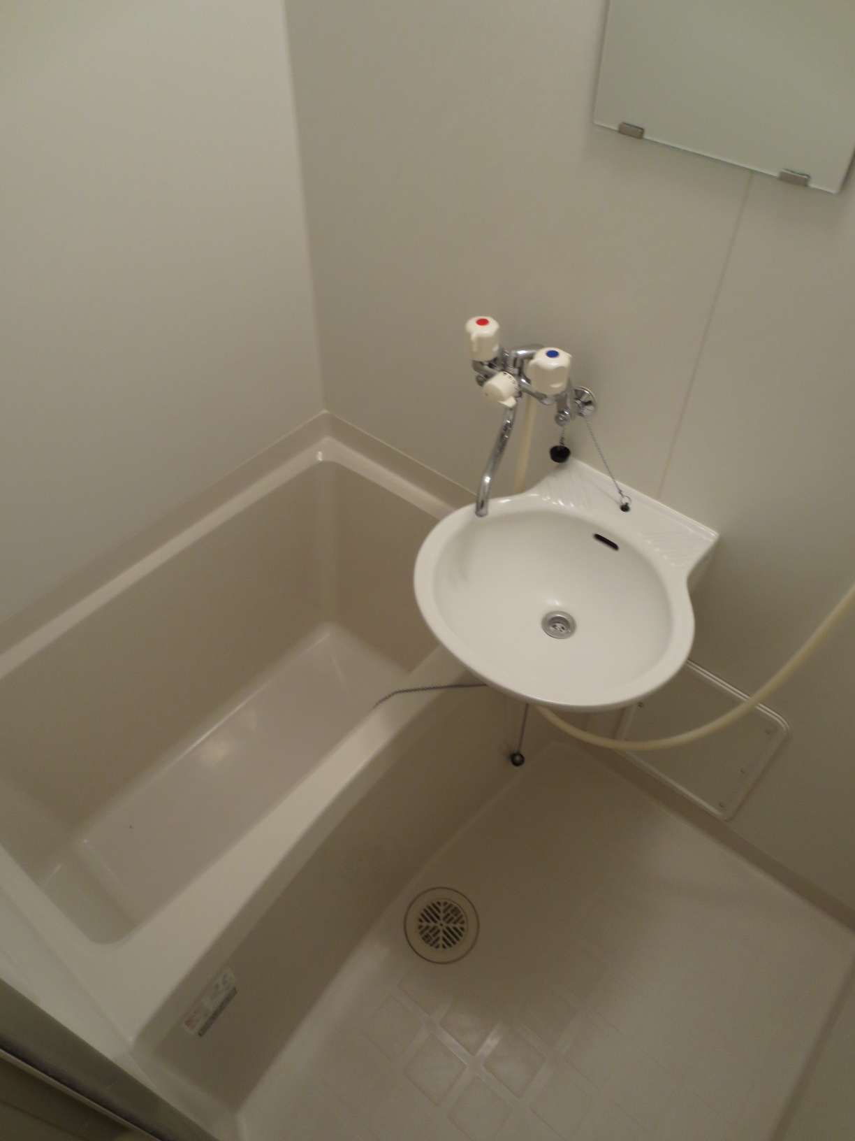 レオパレスＧａｒｄｅｎ213号室 インターネット完備