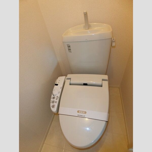 ルーフハウス　A 温水洗浄暖房便座