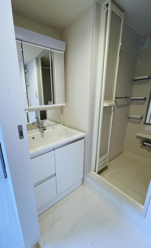 mon cheri2階 洗面所