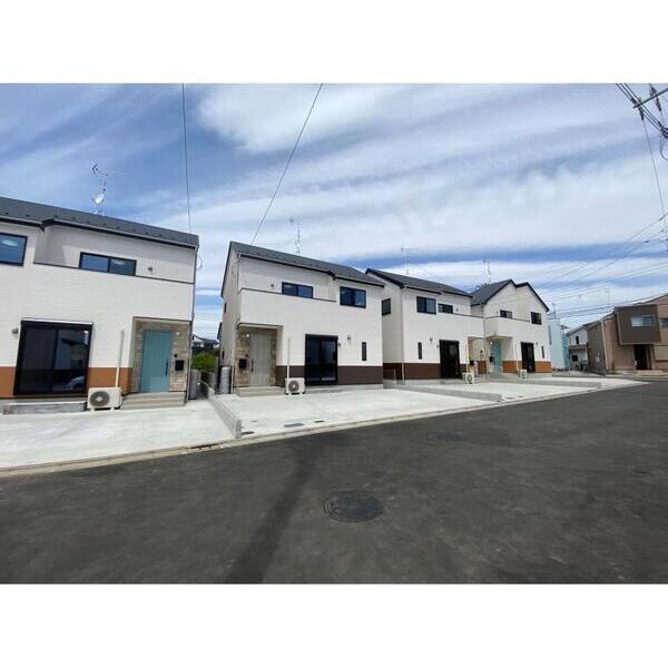 福生市熊川戸建貸家 エントランス