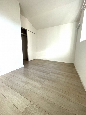 六実４丁目戸建て貸家 ３階洋室
