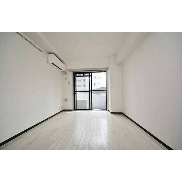 メゾン・ド・南大塚No.1 リビング