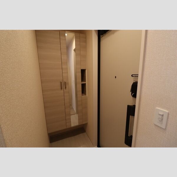 D-ROOM末広2丁目 玄関