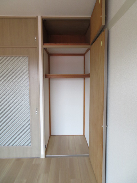 カサベルデ仲原 収納
