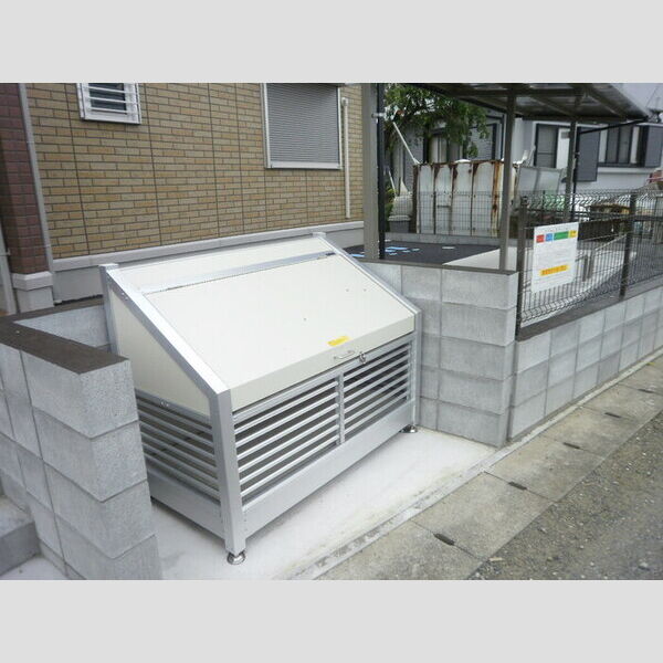 リヴェール ゴミストッカー