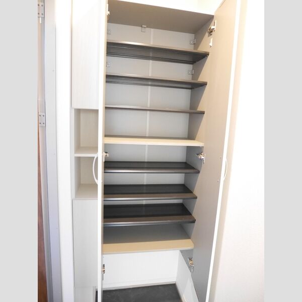 ステラ美光201号室 201　シューズボックス