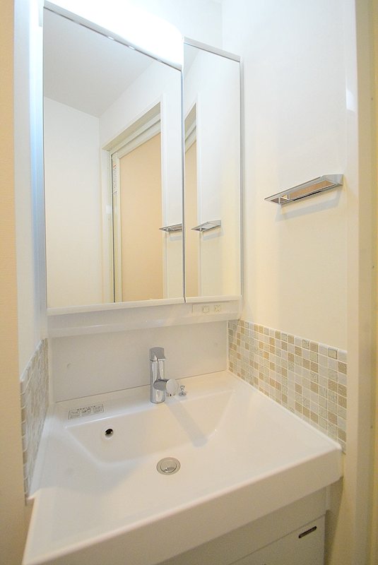 ステージグランデ竹ノ塚7階 ※カラータイプ異なります。