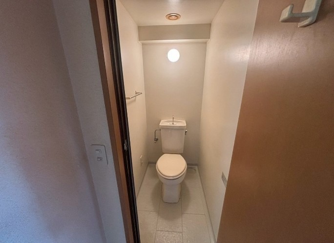 シェーネンオるト習志野台5階 トイレ