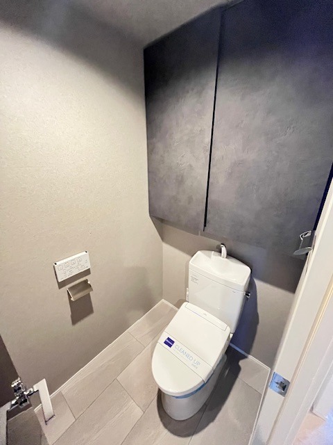 レジディアタワー麻布十番10階 トイレ