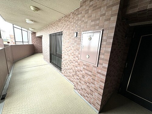 ライオンズマンション目白13階 13F共有部通路　※前回募集時2024年02月の写真