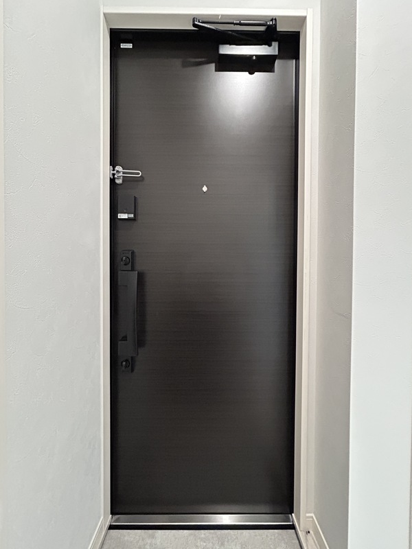 ＬＵＬＵ西尾久3階 玄関