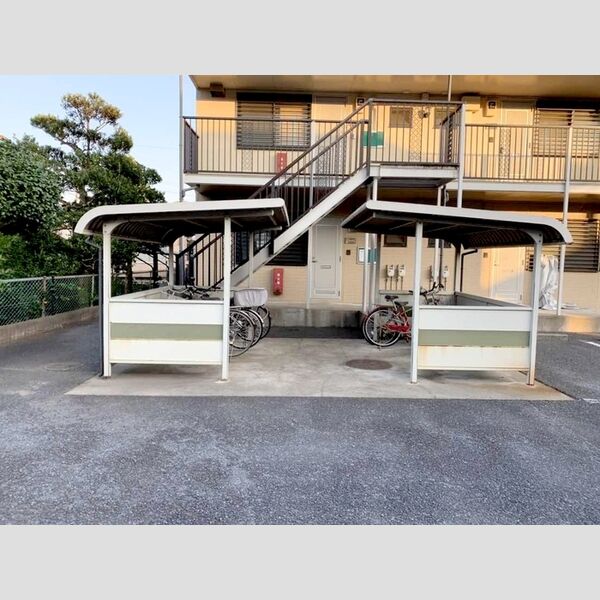 サントビーヒルズ　C 駐輪場