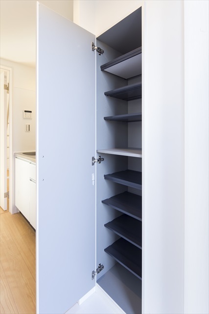 Ｃａｓａ　Ｄｏｍａｎｉ　西大宮2階 玄関