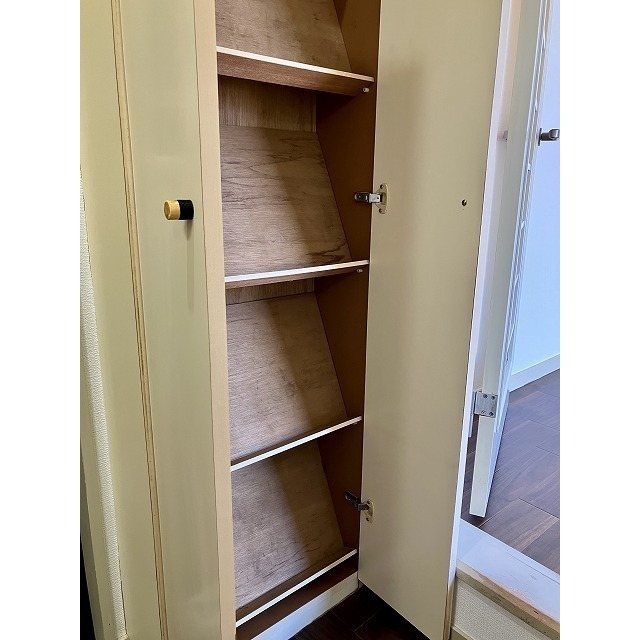 スカイソラーレ 靴箱