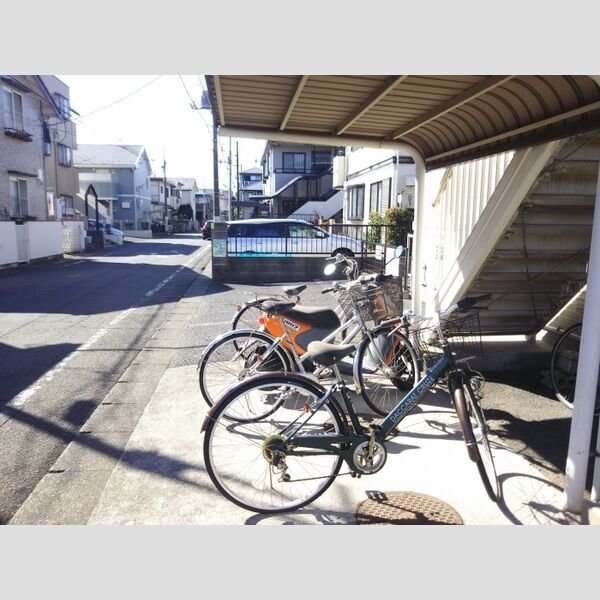 エンドレス205号室 駐輪場