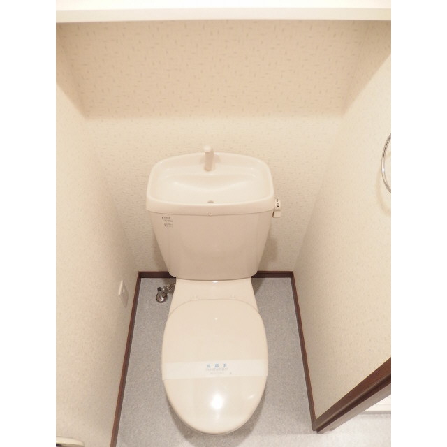 アンプルール PalaceA201号室 内観