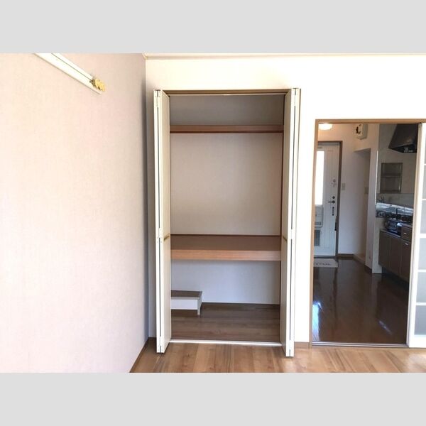 ジャックパレス　Ⅴ203号室 物入れ