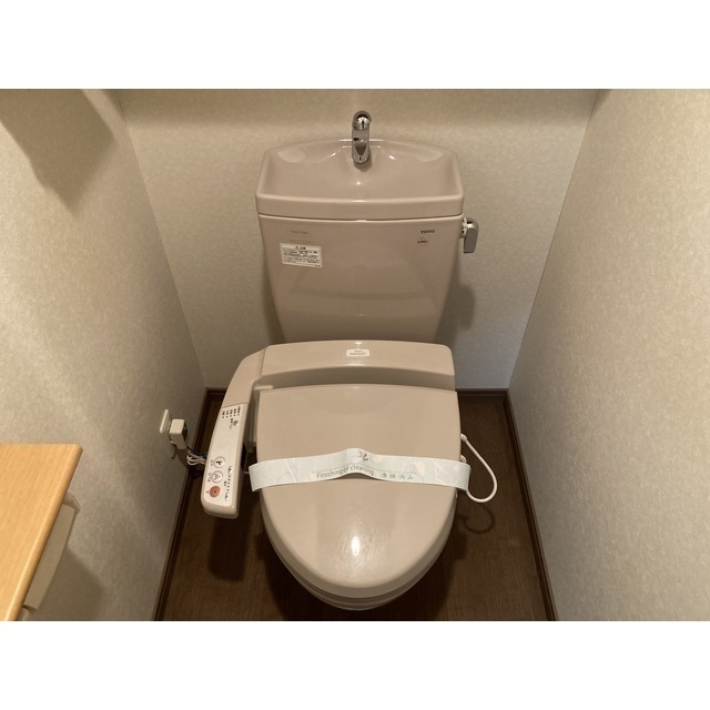 ルーブル中野新橋参番館401号室 トイレ