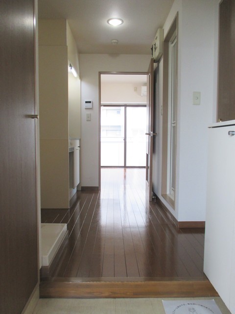 リヴェール湘南 玄関