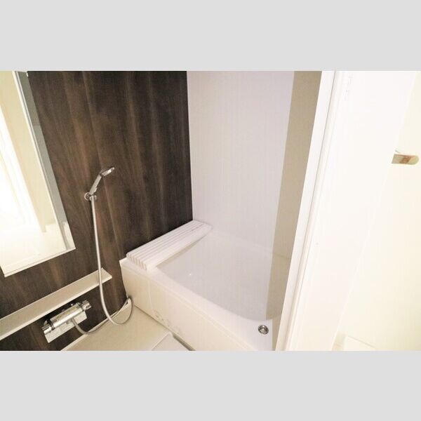 クレール湘南台V　B 浴室は追い焚き給湯、浴室換気乾燥機付きです