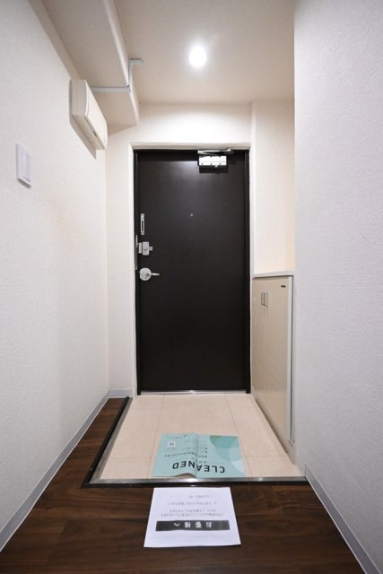 中銀第２新橋マンシオン 玄関