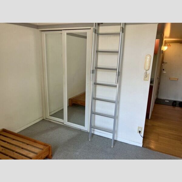 レオパレスグランシャリオ202号室 現状回復工事中の為、前回募集時の写真です。