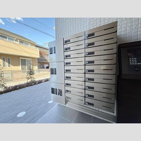 セレスティア西保木間 宅配ボックス・集合ポスト