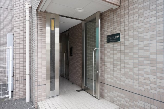 クレアパーク野方2階 エントランス