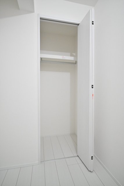 Ｔｈｅ　Ｒｅｓｉｄｅｎｃｅ　Ｎｉｈｏｎｂａｓｈｉ4階 クローゼット