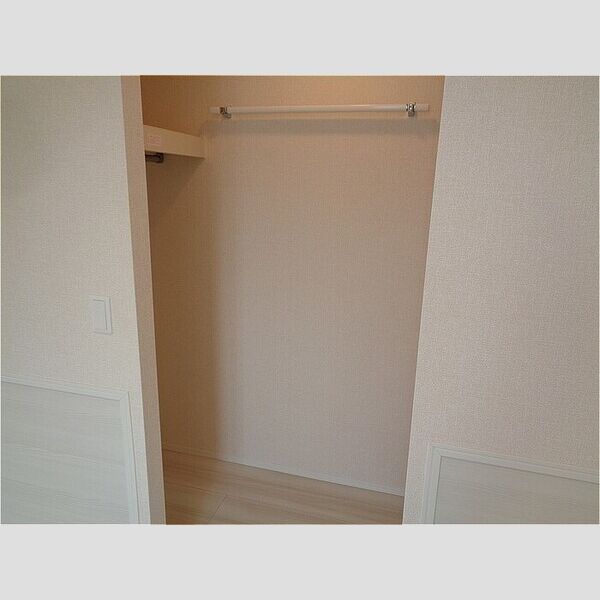 エーデルワイス105号室 収納