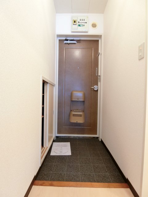 グリーンパーク田園１２号 玄関
