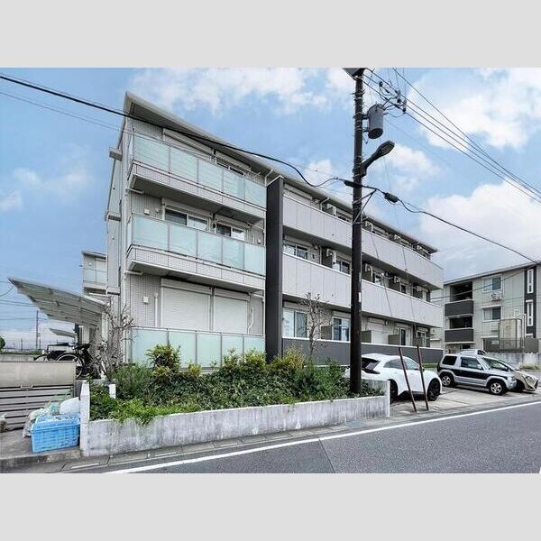 ヘリオス吉川美南　ウラノス206号室 外観