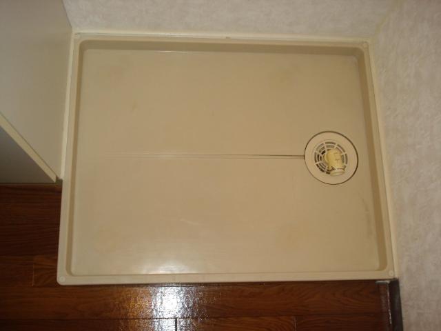 パークサイト203号室 洗濯機置場