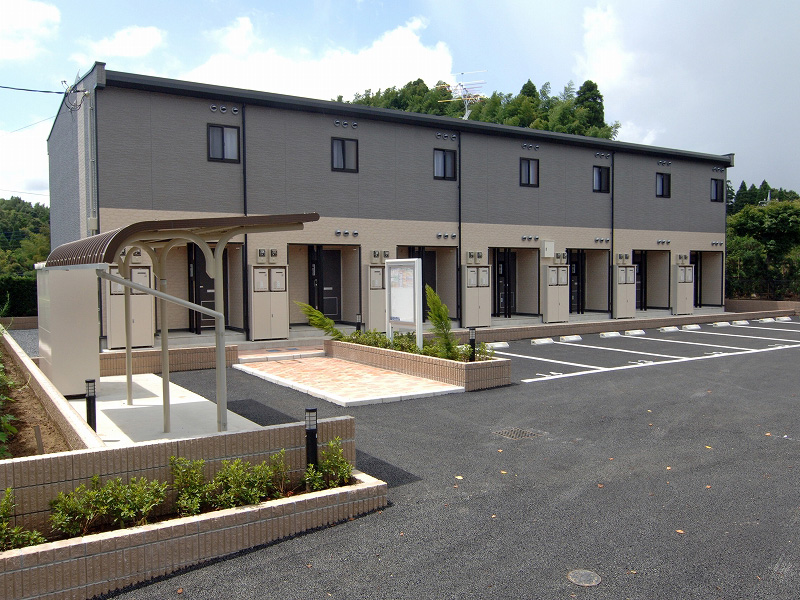 レオパレスメルズの外観画像