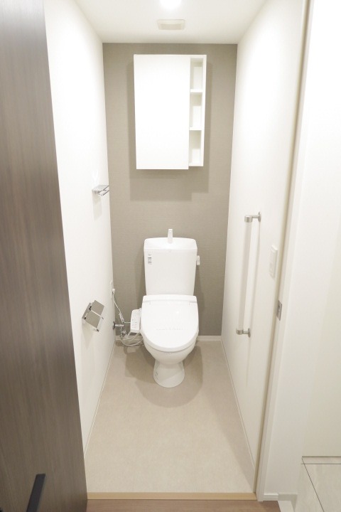 ロイジェント志村坂上1階 トイレ
