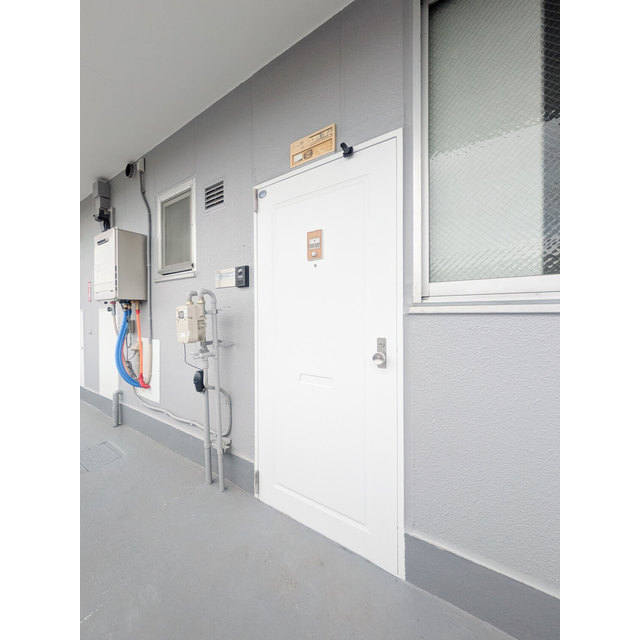 山栄ハイツ 玄関