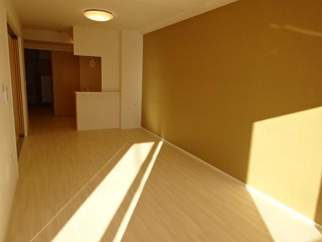 ネオブロッサム101号室 リビング