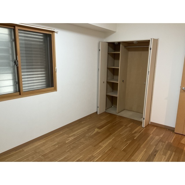 ファミリーフィールズ大宮壱番館103号室 リビング