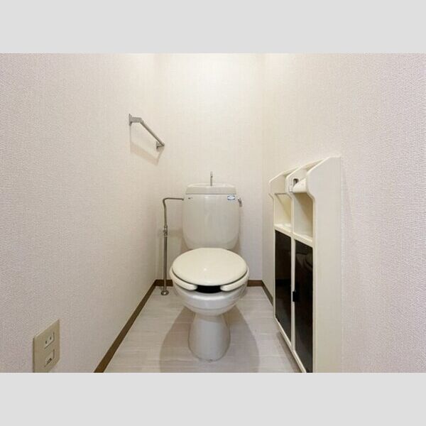 アンビションEIGHT206号室 トイレ
