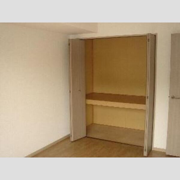 マースピア301号室 室内