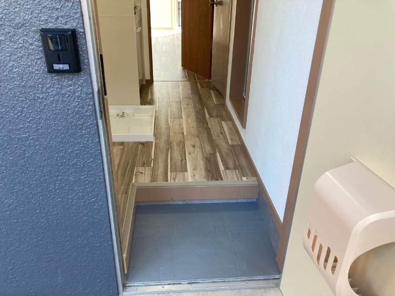 ハッピーハイツ 玄関