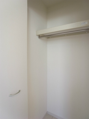 リブリ・ドルフ上野毛 収納