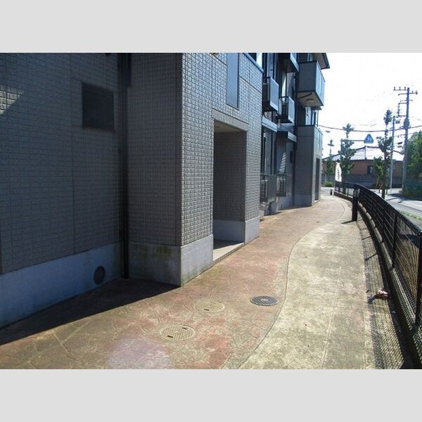 フォレストヒルズ　B 共用