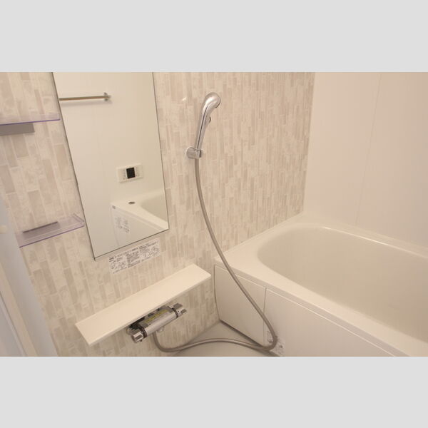 セレスティア扇Ⅱ201号室 浴室