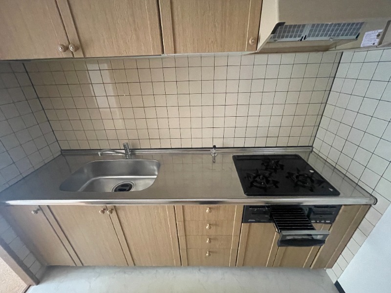 ファインドエル２新宿 ※別号室の写真です。