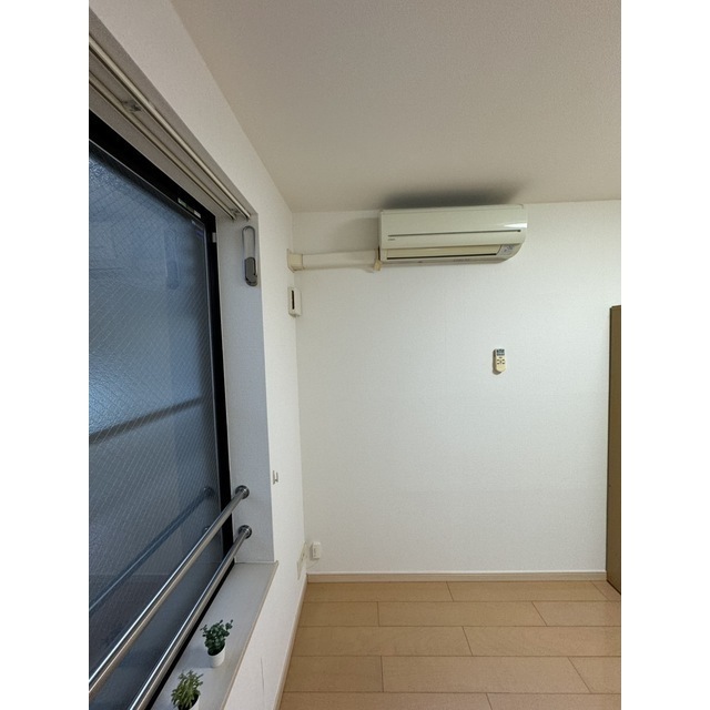 FLAT5池上新町202号室 リビング