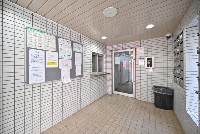 メインステージ井荻駅前3階 エントランス