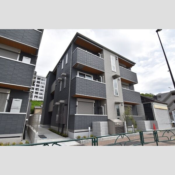 Dスクエア乞田102号室 外観